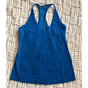 lululemon v-neck tank 💙